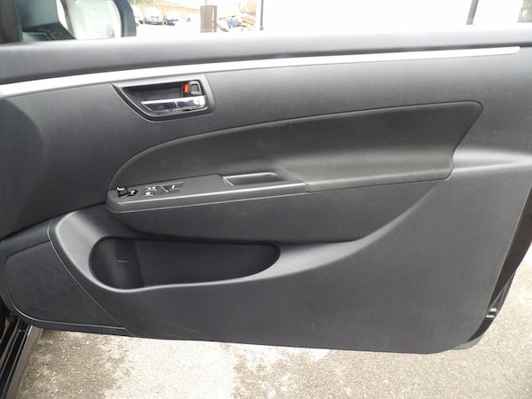 Used Suzuki Swift 2013 for sale - 76308021: Photo 20