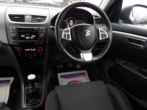Used Suzuki Swift 2013 for sale - 76308021: Photo 38