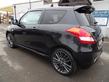 Used Suzuki Swift 2013 for sale - 76308021: Photo