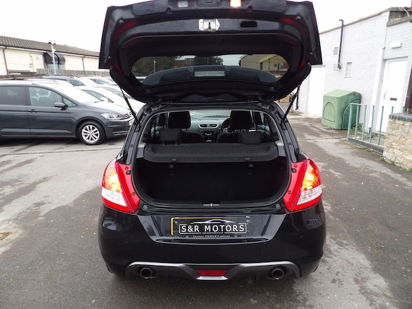 Used Suzuki Swift 2013 for sale - 76308021: Photo 40