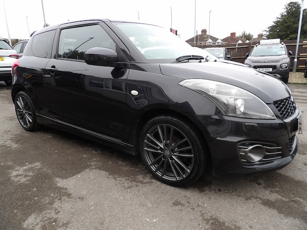 Used Suzuki Swift 2013 for sale - 76308021: Photo 5