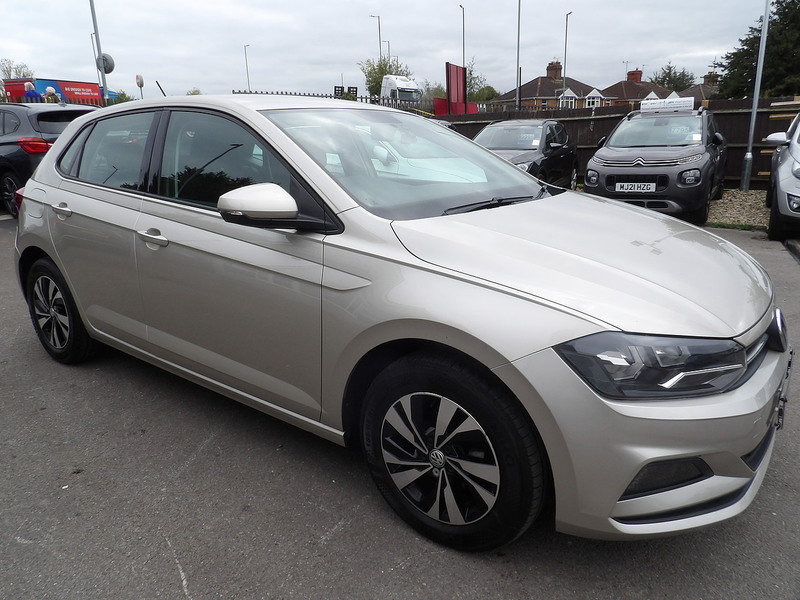 Used Volkswagen Polo 2018 for sale - 76299797: Photo 4