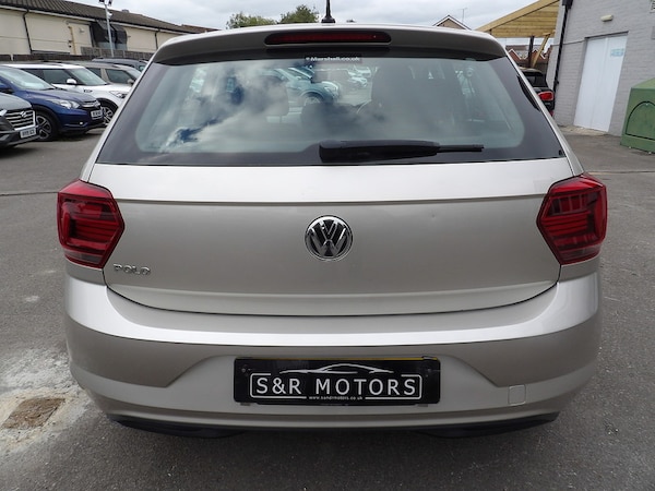 Used Volkswagen Polo 2018 for sale - 76299797: Photo 6