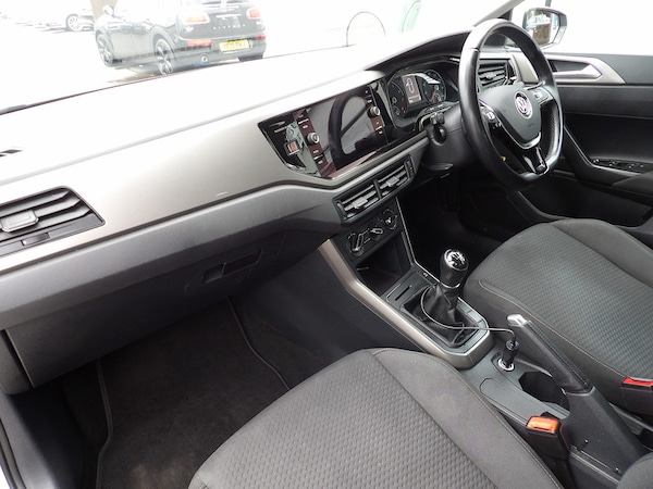 Used Volkswagen Polo 2018 for sale - 76299797: Photo 8