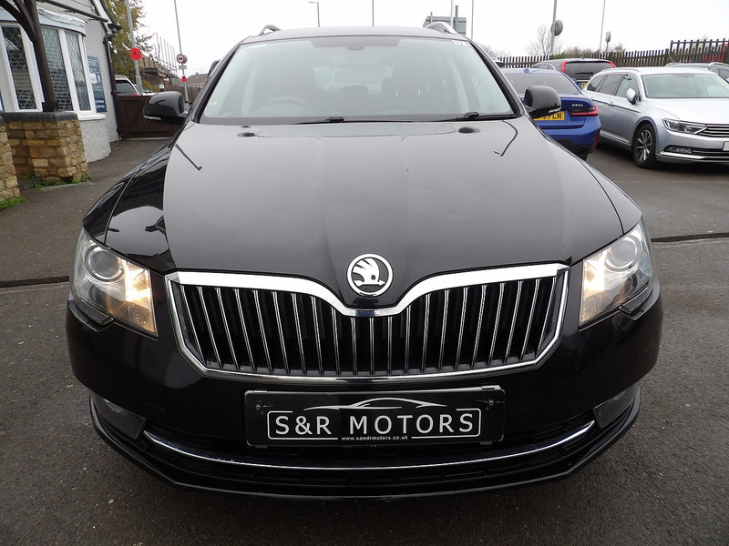 Used Skoda Superb 2014 for sale - 76555173: Photo 2