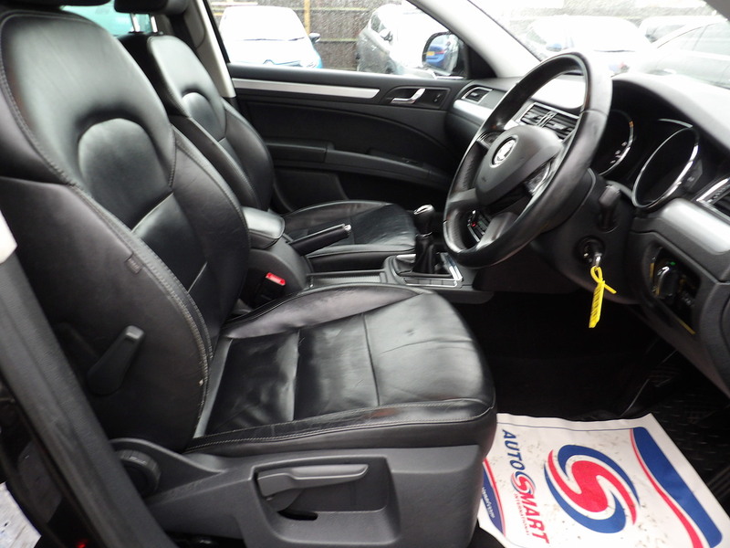 Used Skoda Superb 2014 for sale - 76555173: Photo 43