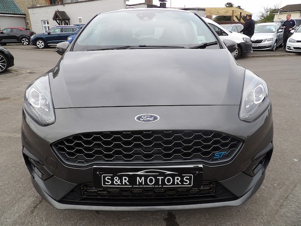 Used Ford Fiesta 2020 for sale - 76308123: Photo 2