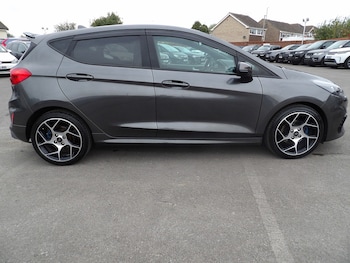 Used Ford Fiesta 2020 for sale - 76308123: Photo