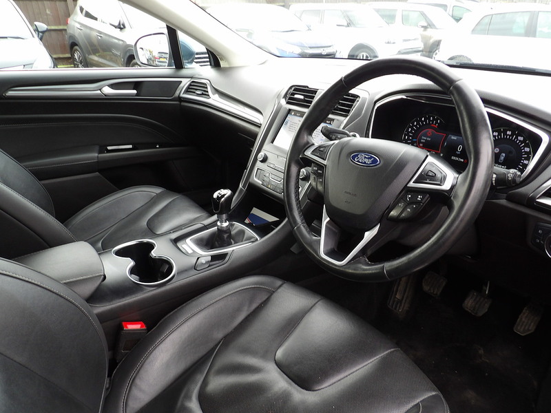 Used Ford Mondeo 2019 for sale - 76339743: Photo 17