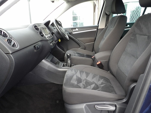Used Volkswagen Tiguan 2015 for sale - 76299798: Photo 32