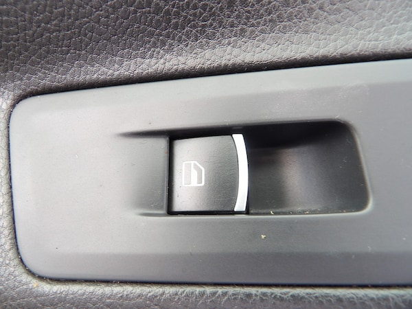Used Volkswagen Tiguan 2015 for sale - 76299798: Photo 37