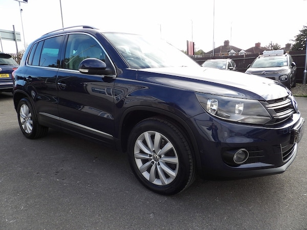 Used Volkswagen Tiguan 2015 for sale - 76299798: Photo 4