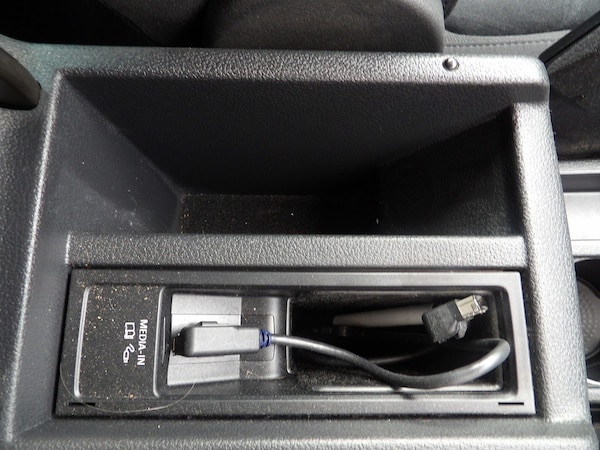 Used Volkswagen Tiguan 2015 for sale - 76299798: Photo 75