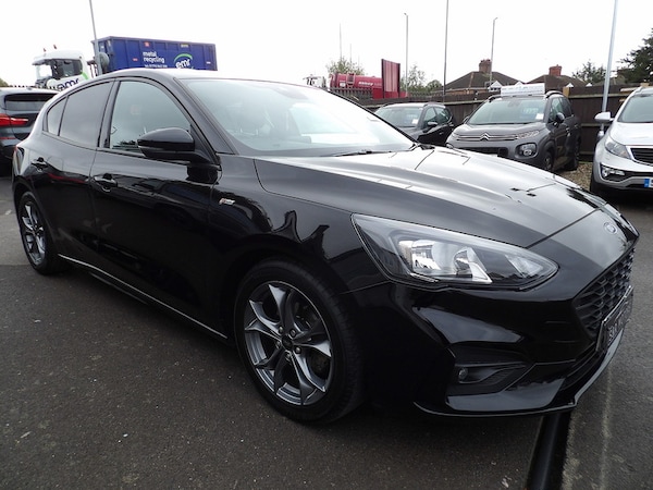 Used Ford Focus 2019 for sale - 76308075: Photo 3