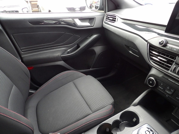 Used Ford Focus 2019 for sale - 76308075: Photo 40