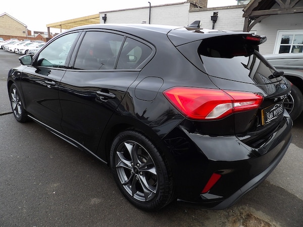 Used Ford Focus 2019 for sale - 76308075: Photo 7
