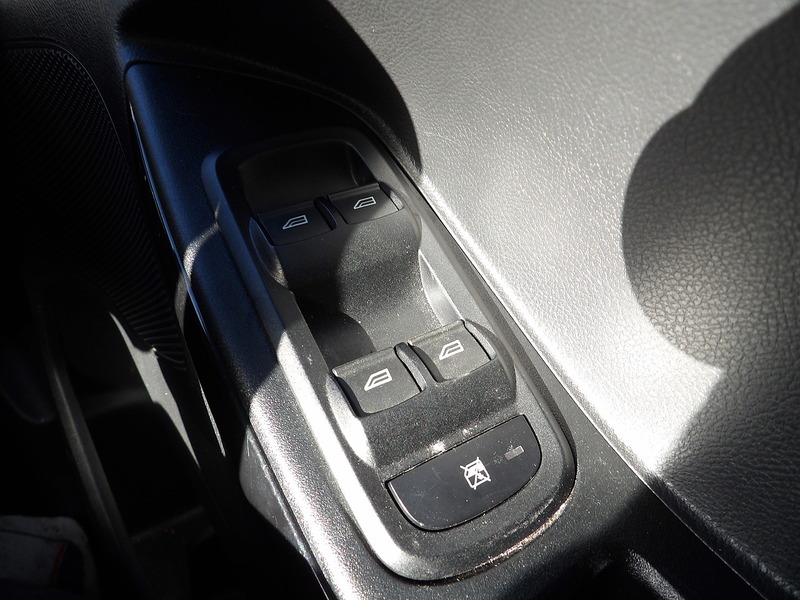 Used Ford Ka+ 2017 for sale - 76712173: Photo 32