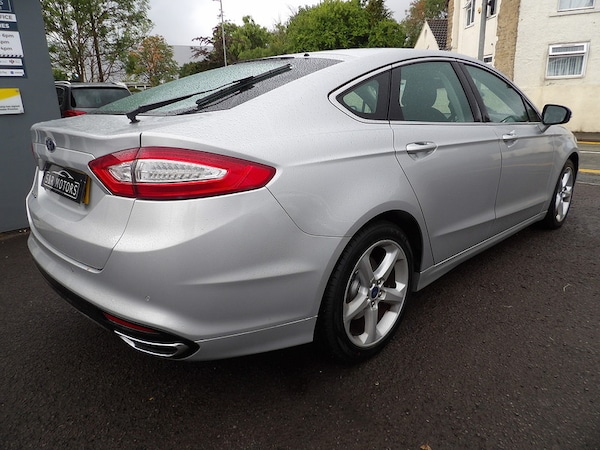 Used Ford Mondeo 2017 for sale - 76299787: Photo 4