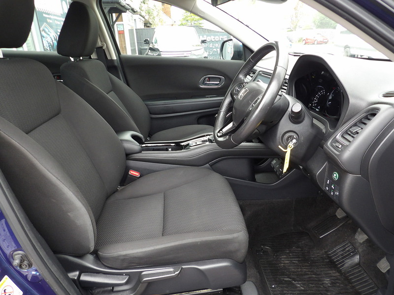 Used Honda HR-V 2018 for sale - 76308092: Photo 15