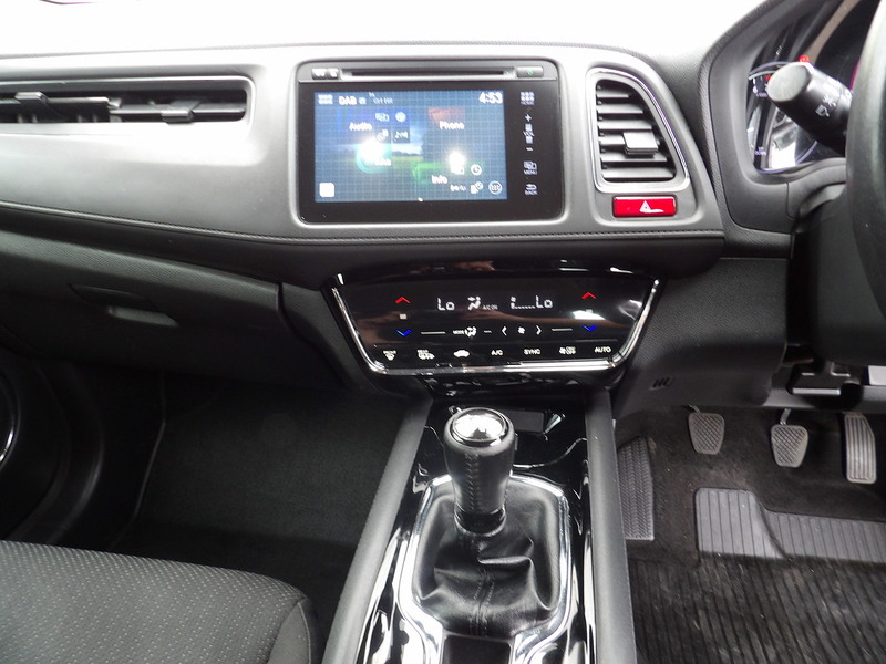 Used Honda HR-V 2018 for sale - 76308092: Photo 18