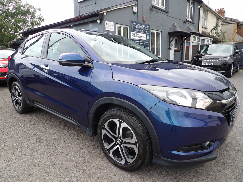 Used Honda HR-V 2018 for sale - 76308092: Photo 3