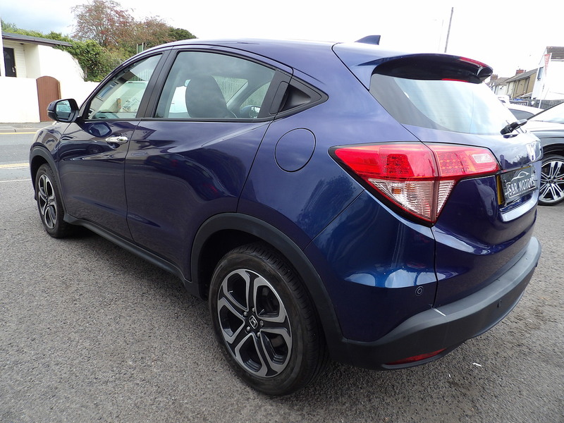 Used Honda HR-V 2018 for sale - 76308092: Photo 7