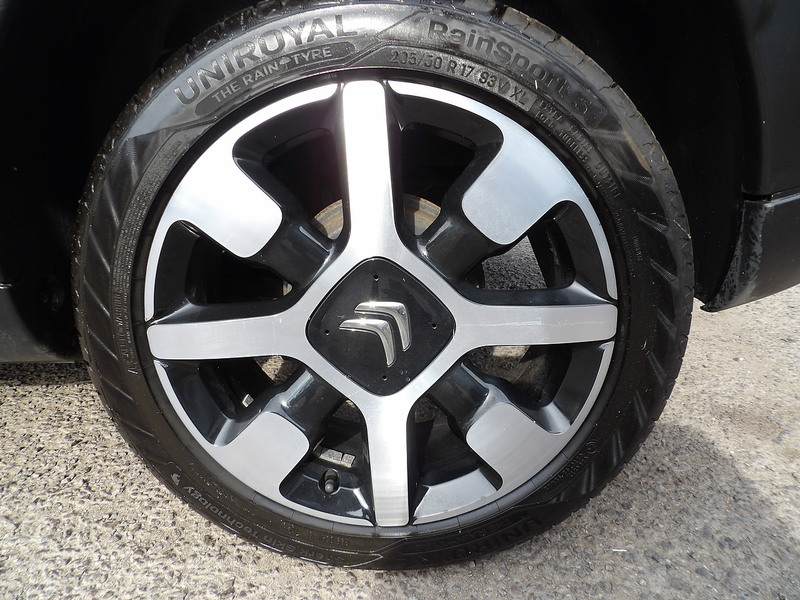 Used Citroen C4 Cactus 2018 for sale - 76308084: Photo 13