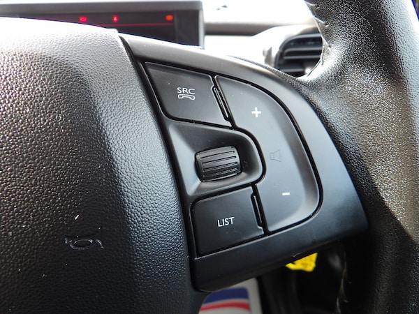 Used Citroen C4 Cactus 2018 for sale - 76308084: Photo 37