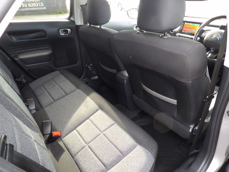 Used Citroen C4 Cactus 2018 for sale - 76308084: Photo 42