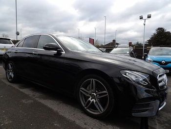 Used Mercedes-Benz E Class 2017 for sale - 76555200: Photo