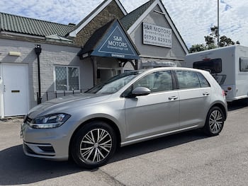 Used Volkswagen Golf 2017 for sale - 79591412: Photo