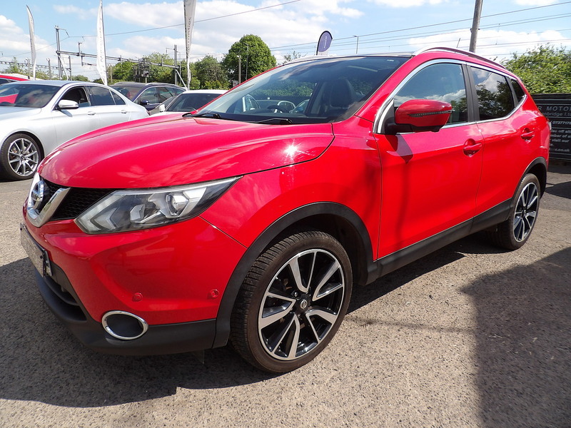 Used Nissan Qashqai 2014 for sale - 76299808: Photo 1