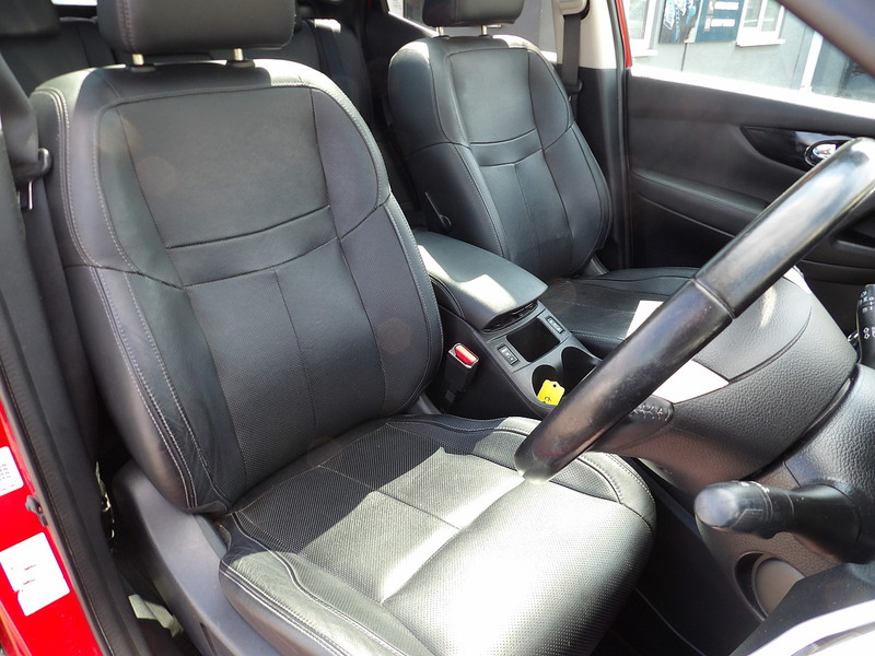 Used Nissan Qashqai 2014 for sale - 76299808: Photo 11