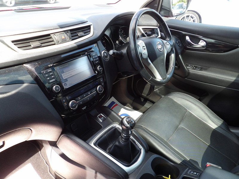 Used Nissan Qashqai 2014 for sale - 76299808: Photo 20