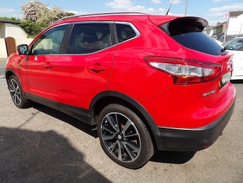 Used Nissan Qashqai 2014 for sale - 76299808: Photo