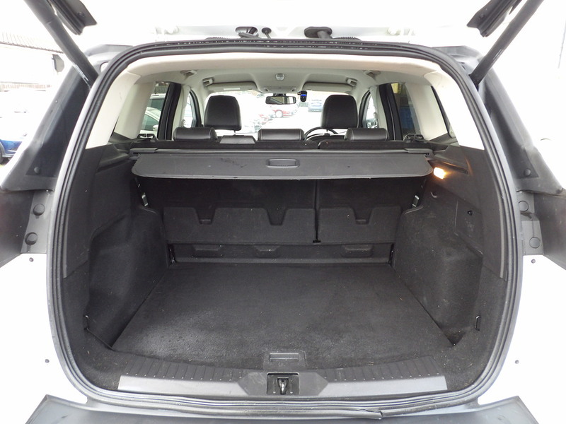 Used Ford Kuga 2014 for sale - 76707347: Photo 17