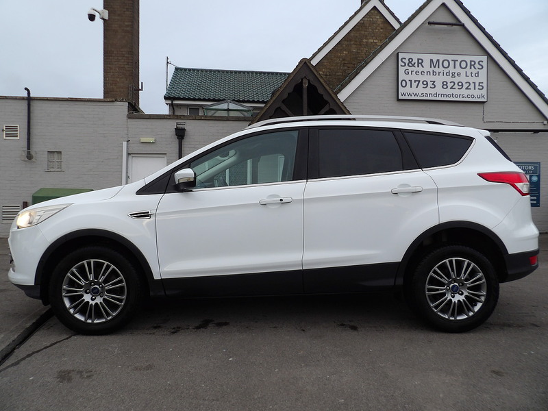 Used Ford Kuga 2014 for sale - 76707347: Photo 2