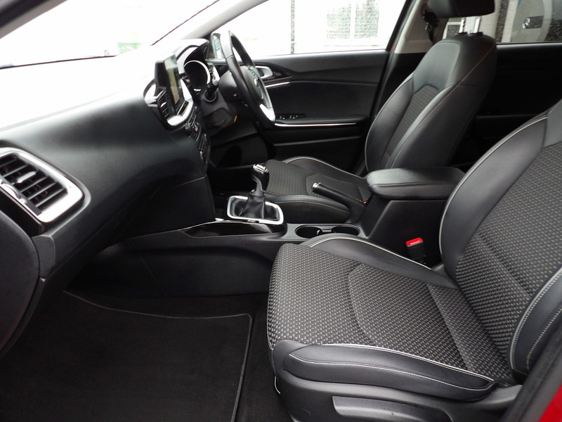 Used Kia Ceed 2019 for sale - 76386811: Photo 7