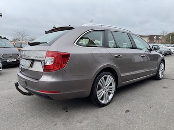 Used Skoda Superb 2014 for sale - 79591446: Photo