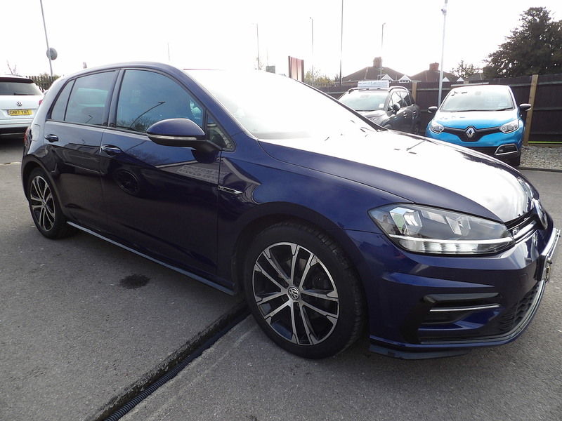 Used Volkswagen Golf 2018 for sale - 76618297: Photo 2