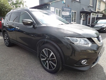 Used Nissan X-Trail 2016 for sale - 76308098: Photo