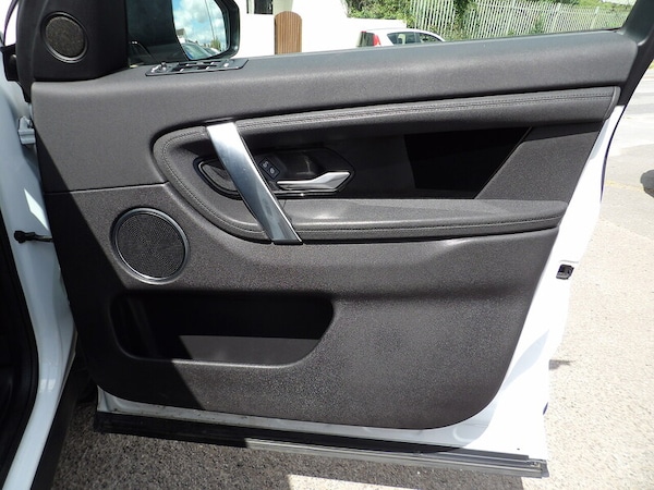 Used Land Rover Discovery Sport 2019 for sale - 76308085: Photo 24