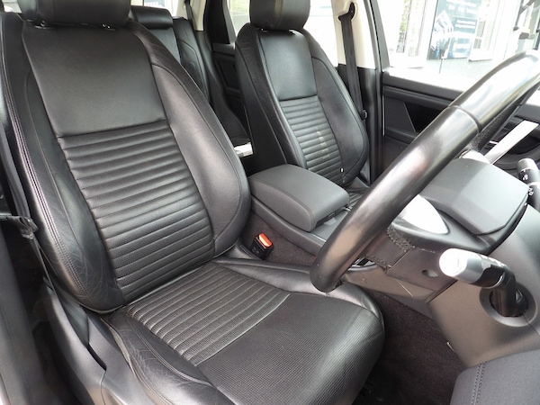 Used Land Rover Discovery Sport 2019 for sale - 76308085: Photo 26