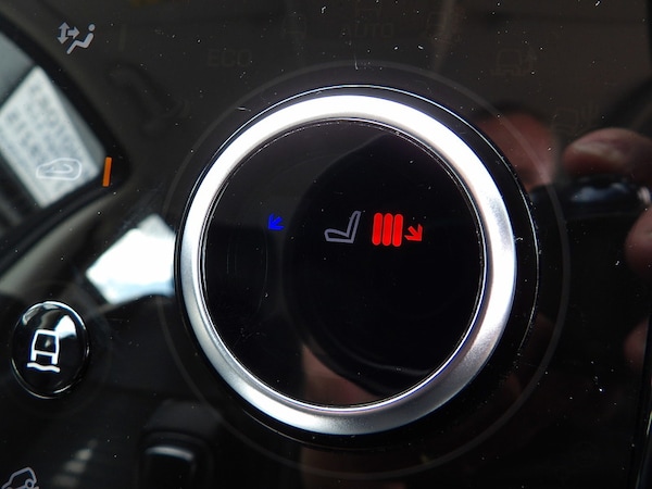 Used Land Rover Discovery Sport 2019 for sale - 76308085: Photo 32