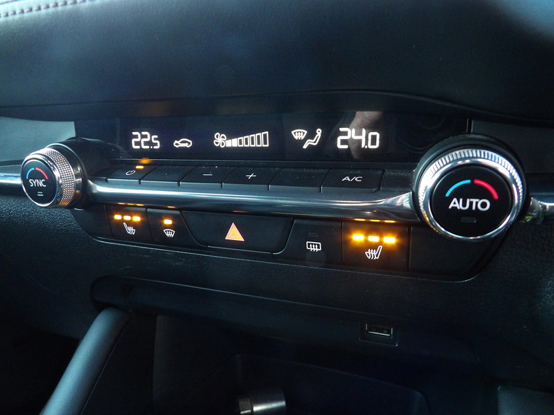 Used Mazda Mazda3 2021 for sale - 76628602: Photo 29