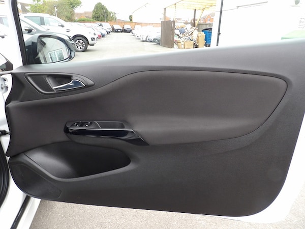 Used Vauxhall Corsa 2015 for sale - 76304466: Photo 20