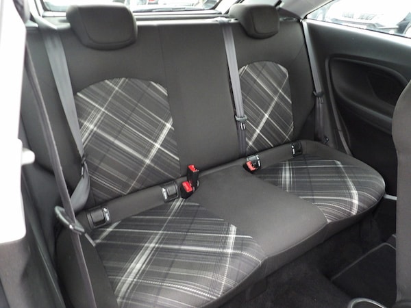 Used Vauxhall Corsa 2015 for sale - 76304466: Photo 32