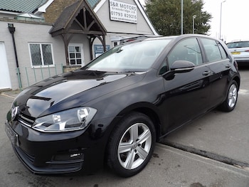Volkswagen - Golf