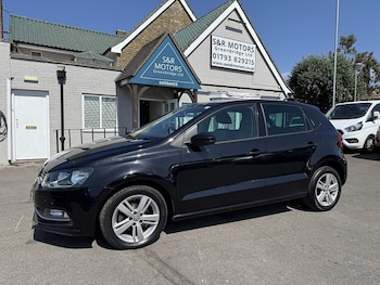 Used Volkswagen Polo 2016 for sale - 79591551: Photo