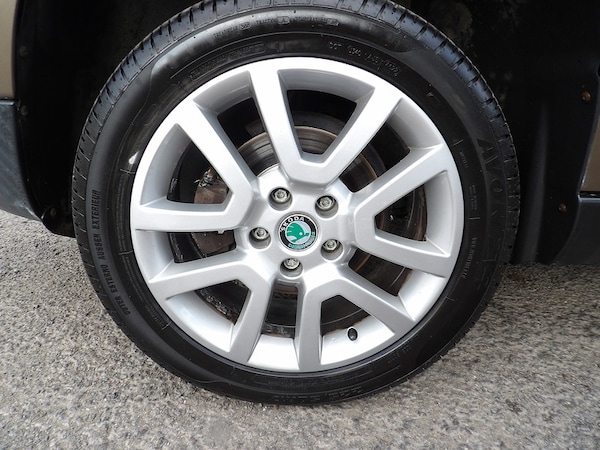 Used Skoda Yeti 2012 for sale - 76308060: Photo 12